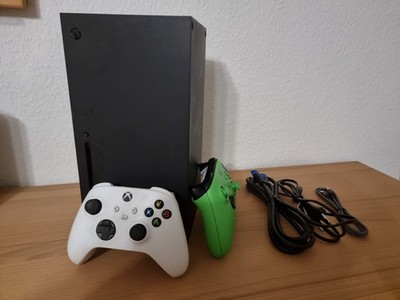 Xbox Series X  2 CONTROLLER