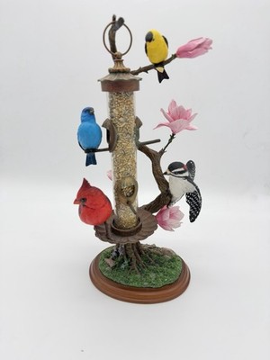 Danbury Mint Backyard Splendor By Bob Guge Feeder 12 H Birds Sculpture Painted