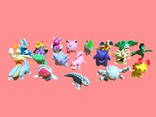 Vtg Y2K Pokemon R/L.W Micro Gumball Figures X 19 Bundle