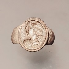 Fantastic Ancient Roman Silver Ring 1st - 2nd AD .