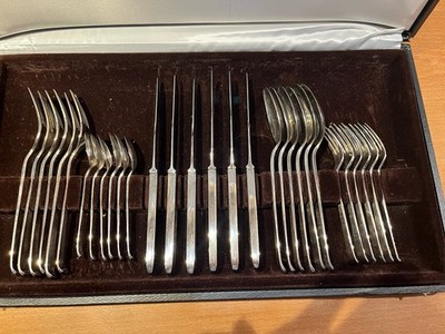 Robbe & Berking 30-teiliges  Menuebesteck, 6 Personen, Alta , 150 versilbert