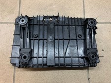 Mercedes-Benz C W205 2016 Batteriegestell A2056200118 MON237 Mercedes-Benz C W205 2016 Batteriegestell A2056200118 MON237