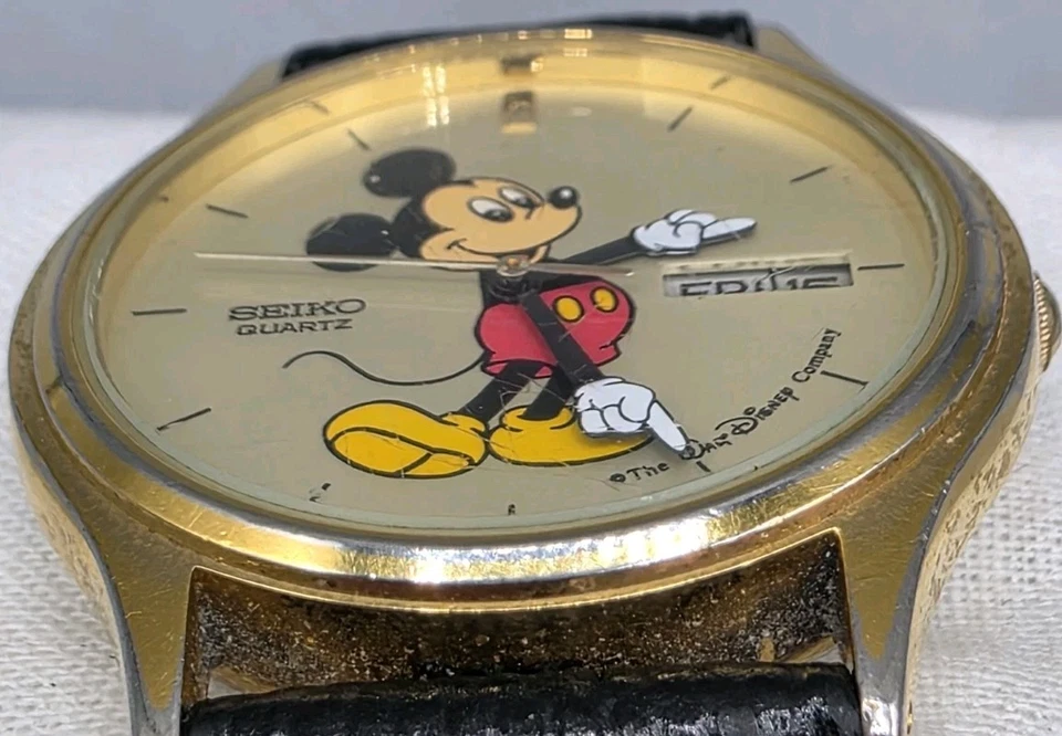 Reloj de cuarzo vintage Seiko Mickey Mouse brazos giratorios día/fecha 34 mm 5Y23-7079 Foto 3 de 4