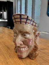 Pichet barbotine anthropomorphe Sarreguemines « Vla Les English »