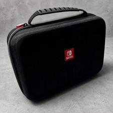 Nintendo Switch Deluxe Carrying Case