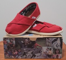 Toms Classics Red Tiny Toddler Size 9 Slip On Casual Canvas Flat Shoes