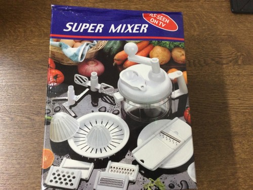 Eco Mixer - 15 in 1 Super Mixer - Fruchtpresse / Hobel / Reibe / Zerkleinerer