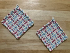 Handmade 2 Beautiful Matching Cotton Woven Potholders  Pink Blue Winter White