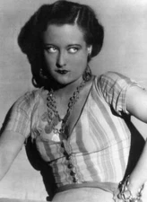 Joan Crawford born Lucille Le Sueur and also known for a time - 1925 Old Photo