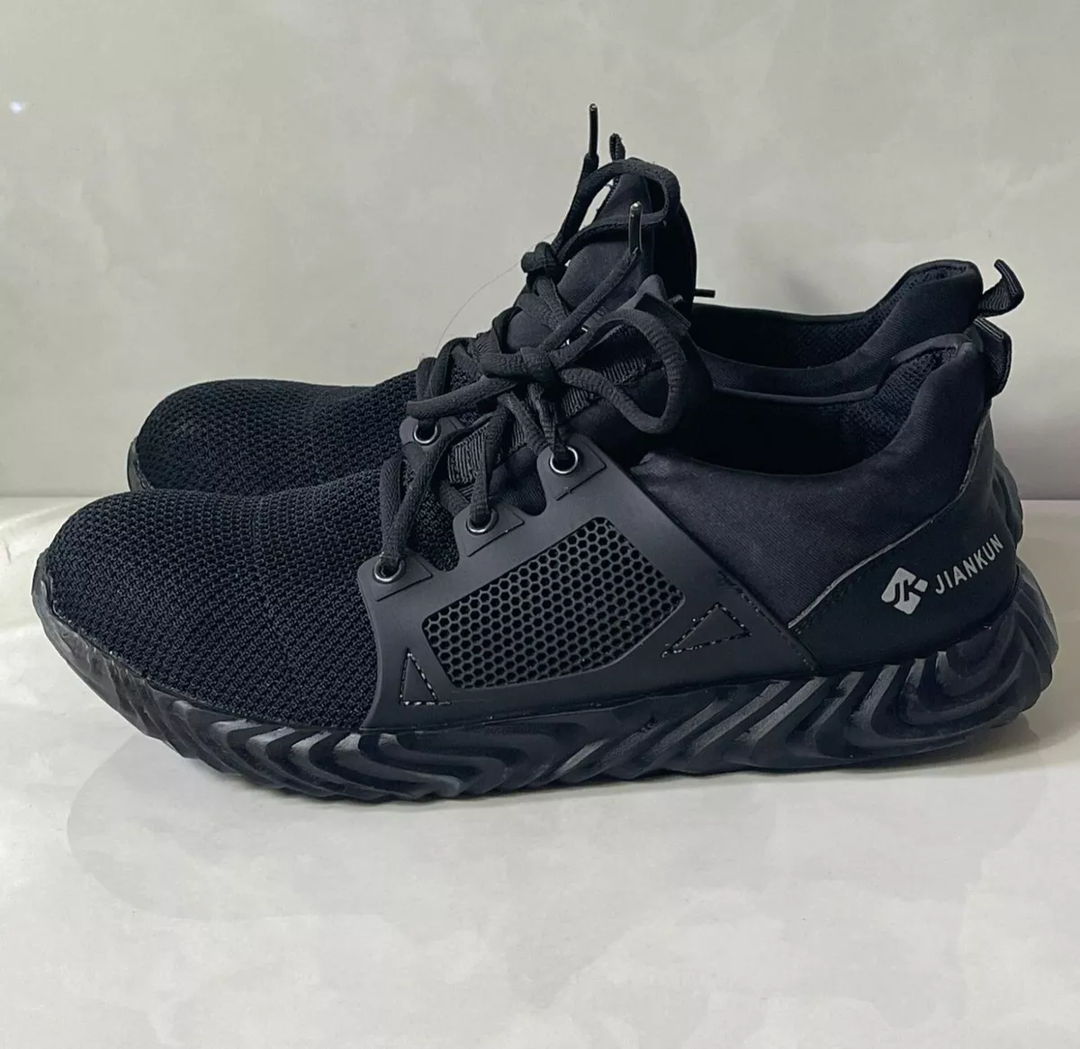 Where are indestructible shoes made 2025