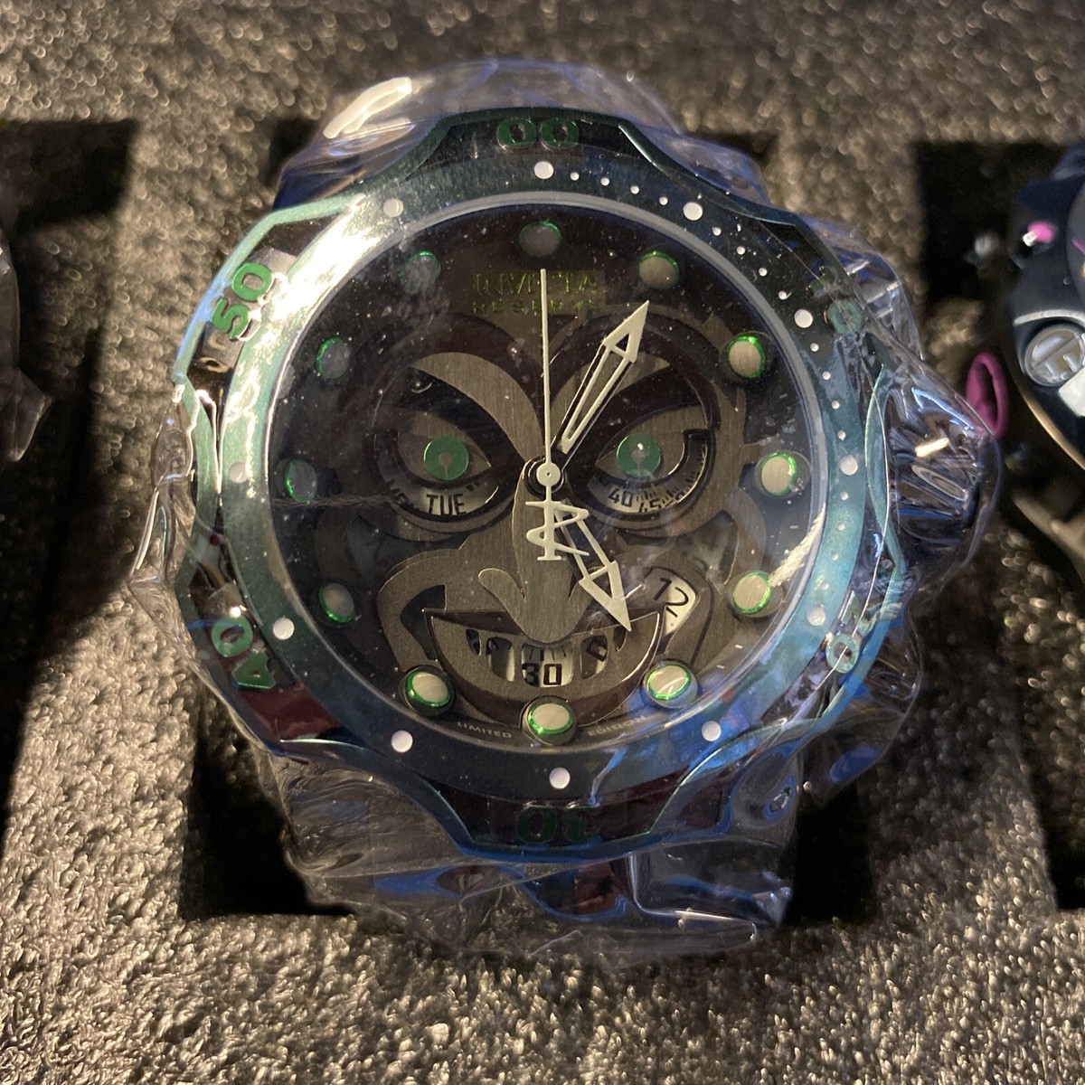 Invicta DC Comics Joker Quartz Mens Chronograph Watch - 30064