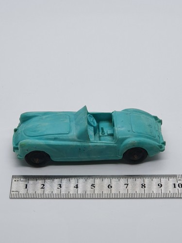 IRWIN MGA PLASTIC RUBBER 1/43 SCALE? - Picture 6 of 6
