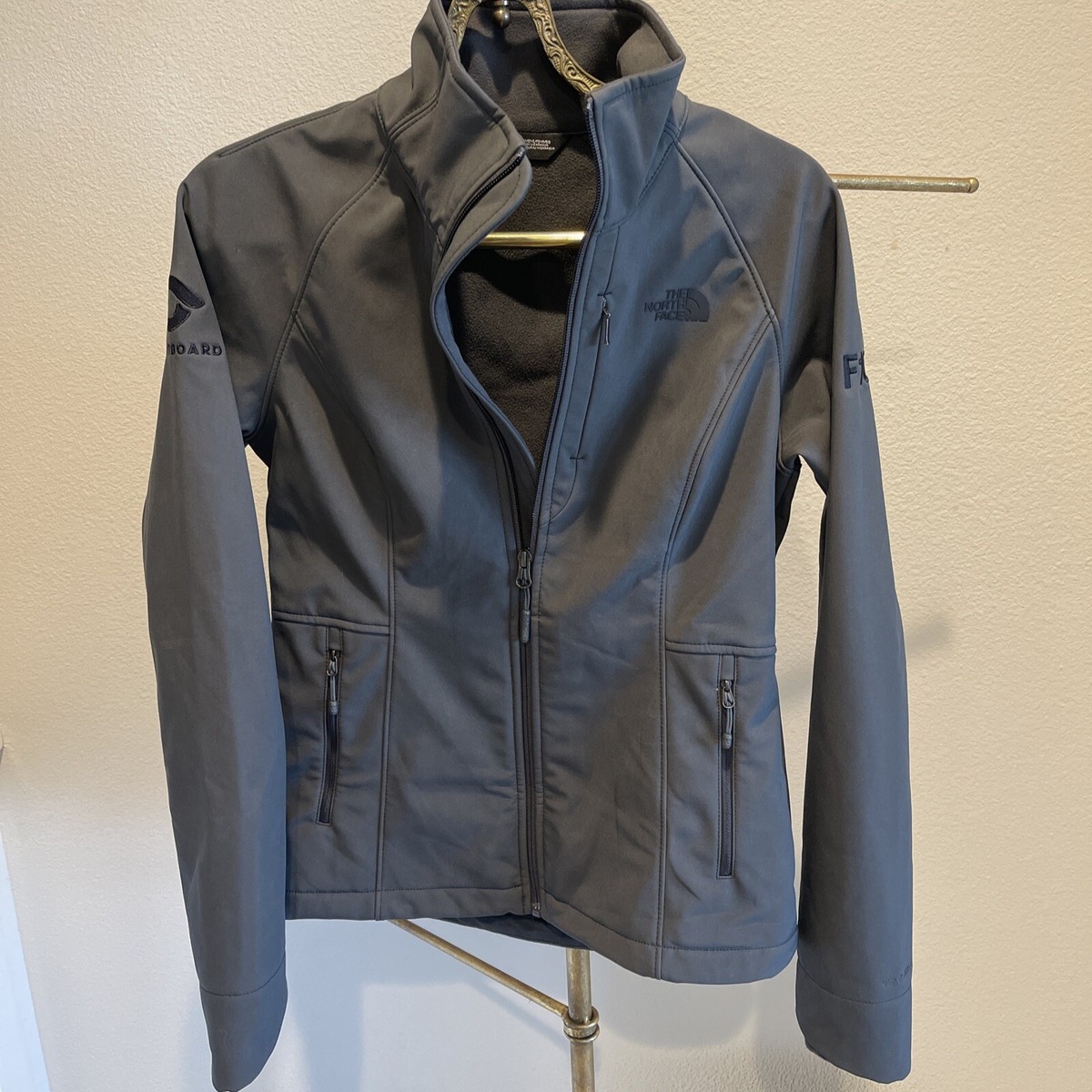 The North Face Women’s Apex Barrier Soft Shell Jacket Gray Size Small