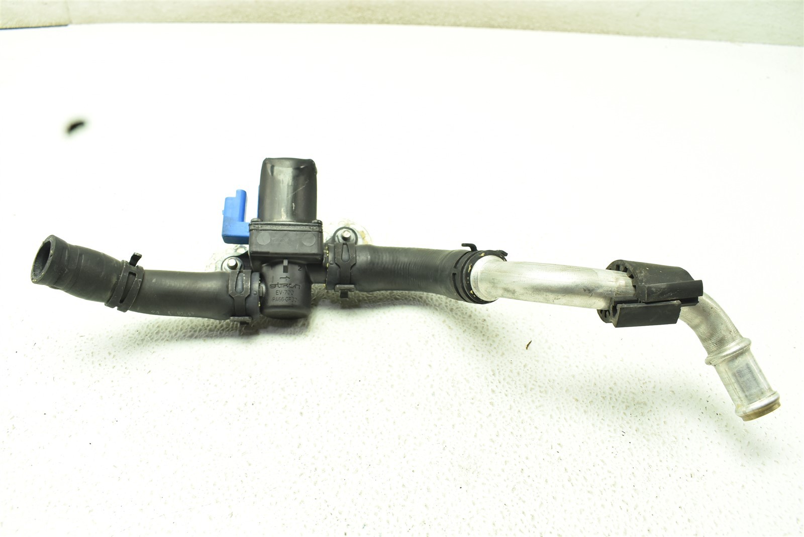 McLaren 570s Coolant Pump Water Hoses Pipe 