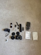 Canon EOS R50 Mirrorless Camera 24.2MP Black Body Content Creator Kit Mint Cond