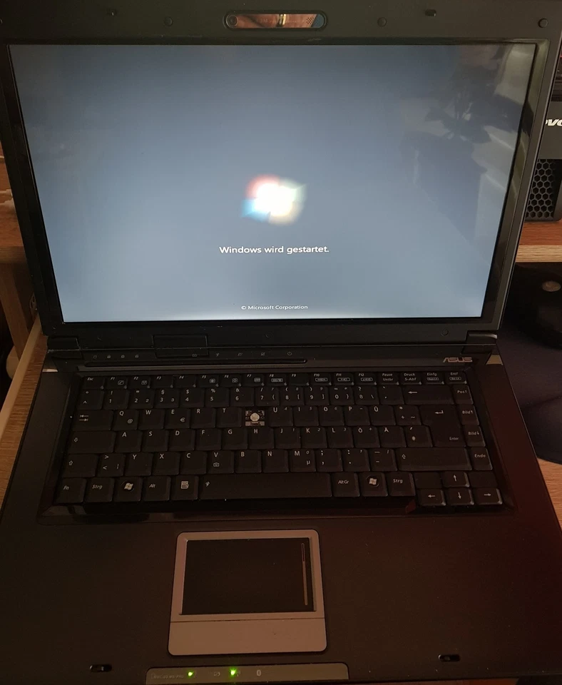 Laptop Asus X59SR 15,6" Display 4GB RAM 120GB SSD Windows 7 - Bild 2 von 4