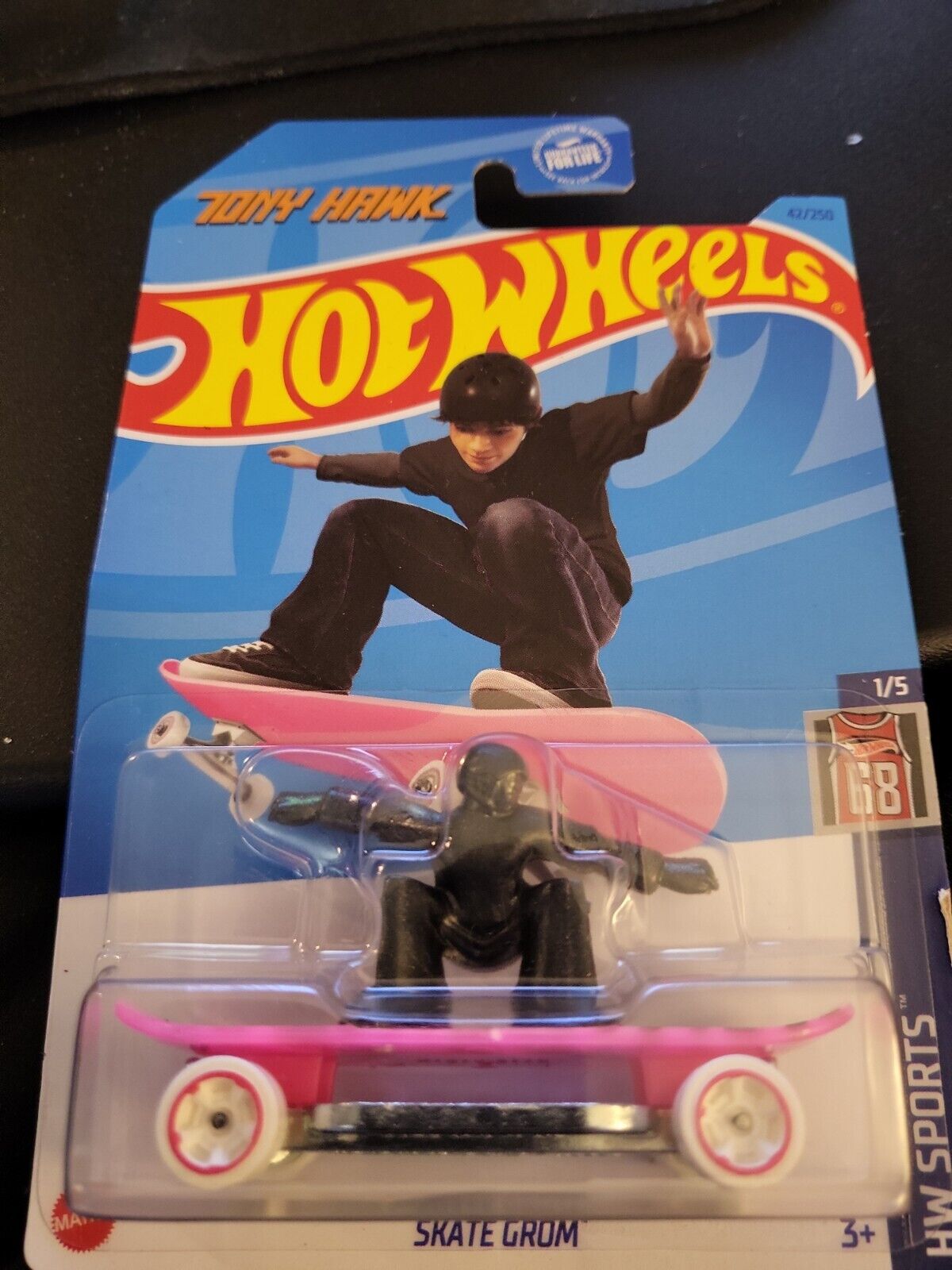 2023-42 Original Hot Wheels Skate Grom Mini Alloy Coupe 1/64 Metal