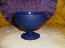 NEW PURPLE INSULATED PEDESTAL DISH FREEZE THEN FILL W, BEVERAGE DISHWASHER SAFE 