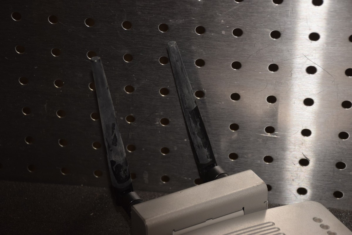 CISCO AIRONET 2.4G 5G Access Point + Antenna AIR CAP2702E E K9 AIR ANT2566P4W R EUR 171,99   FR