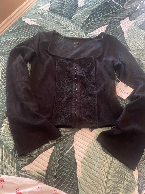 New Arizona Black Front Closure Long Sleeve Sz M