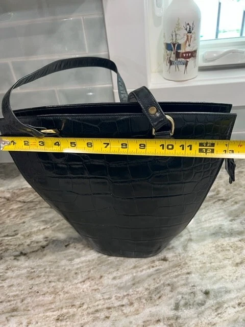 Cartera de hombro para mujer Bellissima Creation en relieve 42657 negra vintage Foto 3 de 4