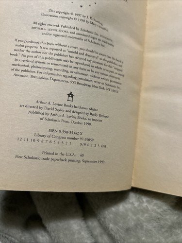 Harry Potter and The Sorcerer's Stone - Paperback - TRUE 1st Printing - Picture 16 of 17