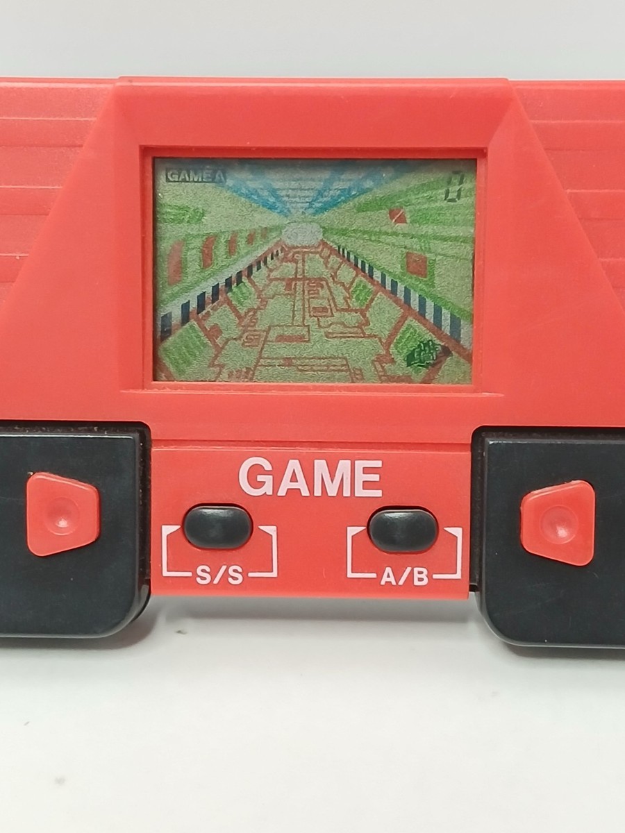 Handheld Vintage 1980's LCD Space Racing Video Game. TESTED! | eBay