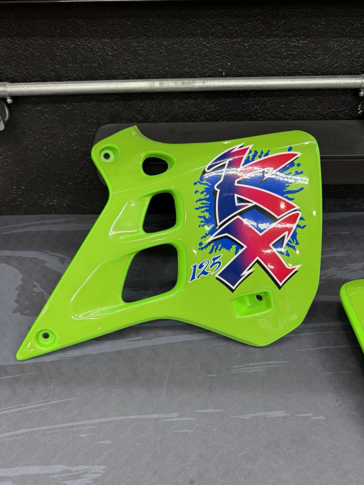 1990 Kawasaki Kx125 Plastics Radiator Shroud replica Style Graphic Brand New UF0 - Picture 1 of 5