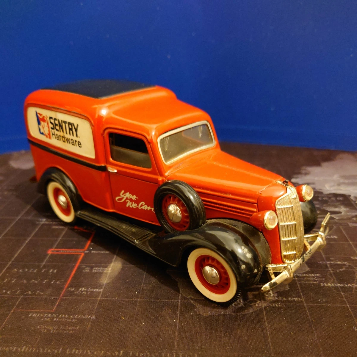 HEDDONの実在した宣伝カーのダイキャストmodel　LIBERTY HEDDONの実在した宣伝カーのダイキャストmodel LIBERTY HEDDONの実在