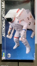 Revell Model NASA Astronaut with MMU 1984 Model Kit Vintage Sealed Bag NEW
