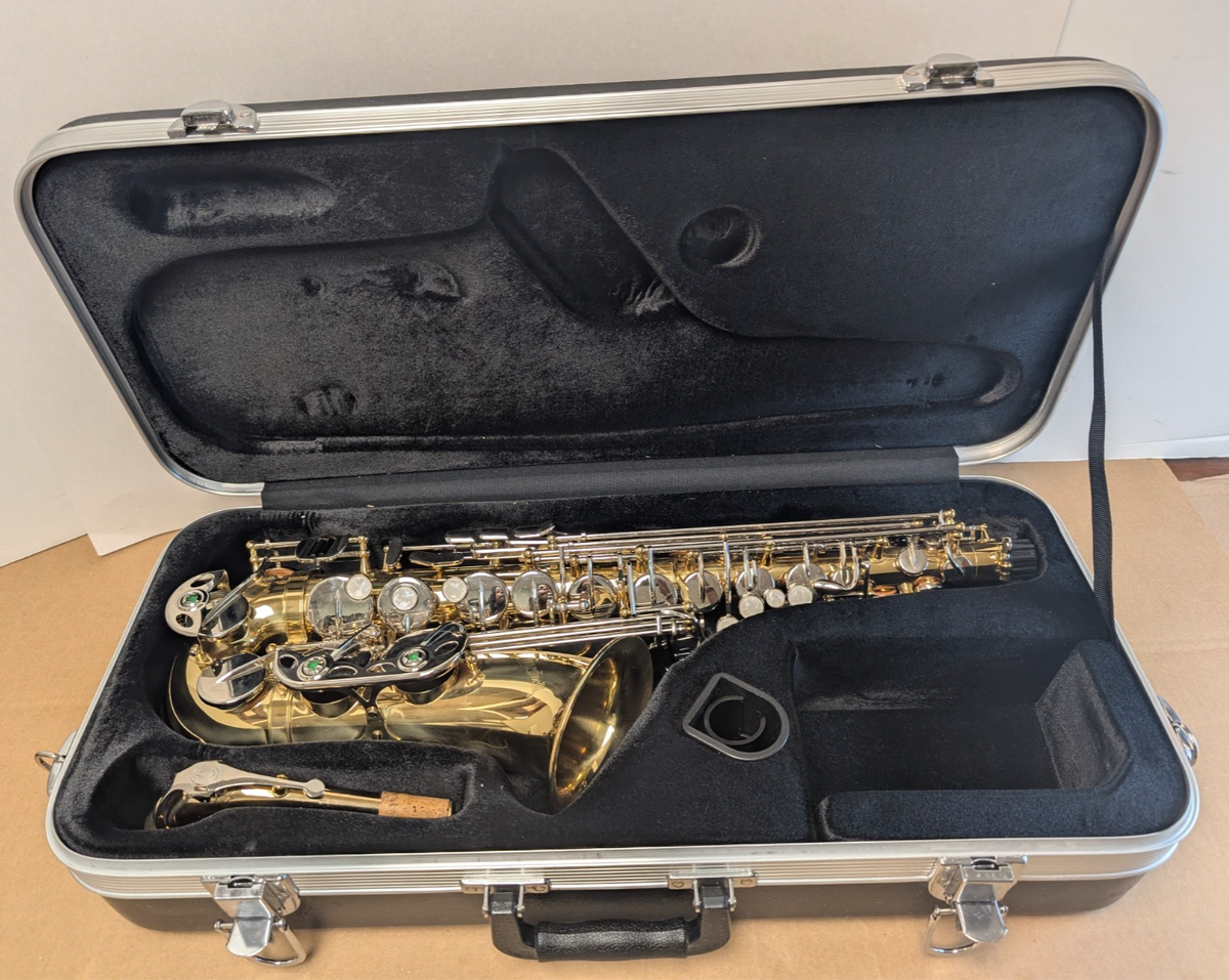 Giardinelli GAS-301 Student Model Alto Saxophone W/ Hard-Shell