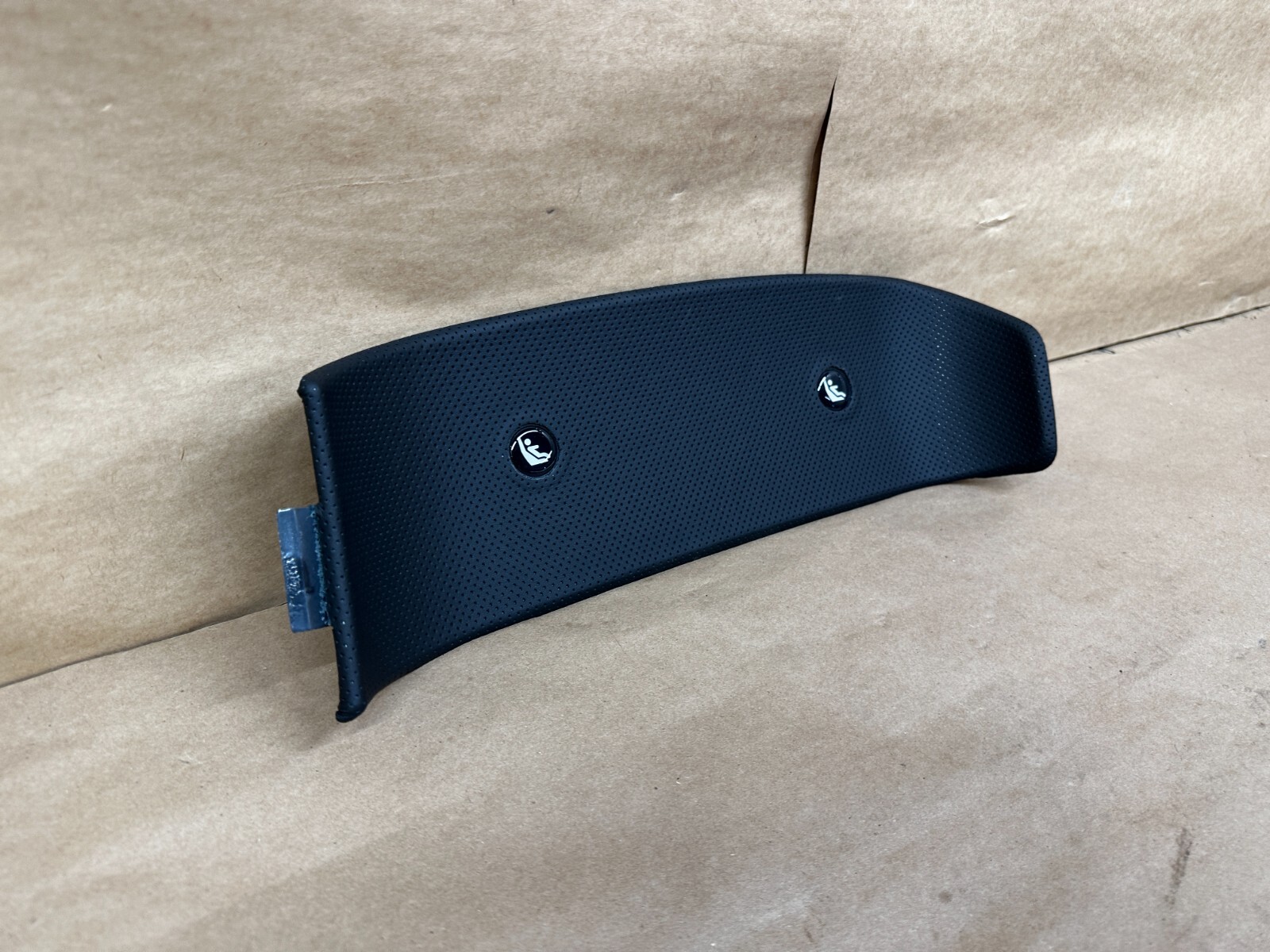 New 2018-2020 Ferrari Portofino F164 RH ISOFIX COVER Right 000977645 OEM