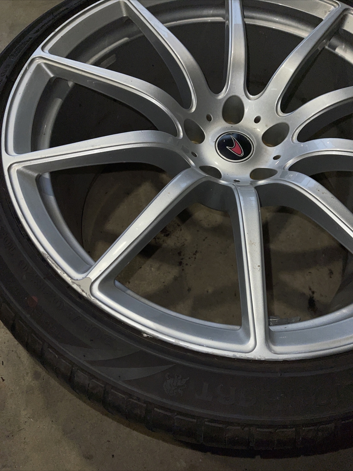 2012 2013 2014 MCLAREN MP4-12C OEM GENUINE  20" REAR WHEEL & CAP Super  Light