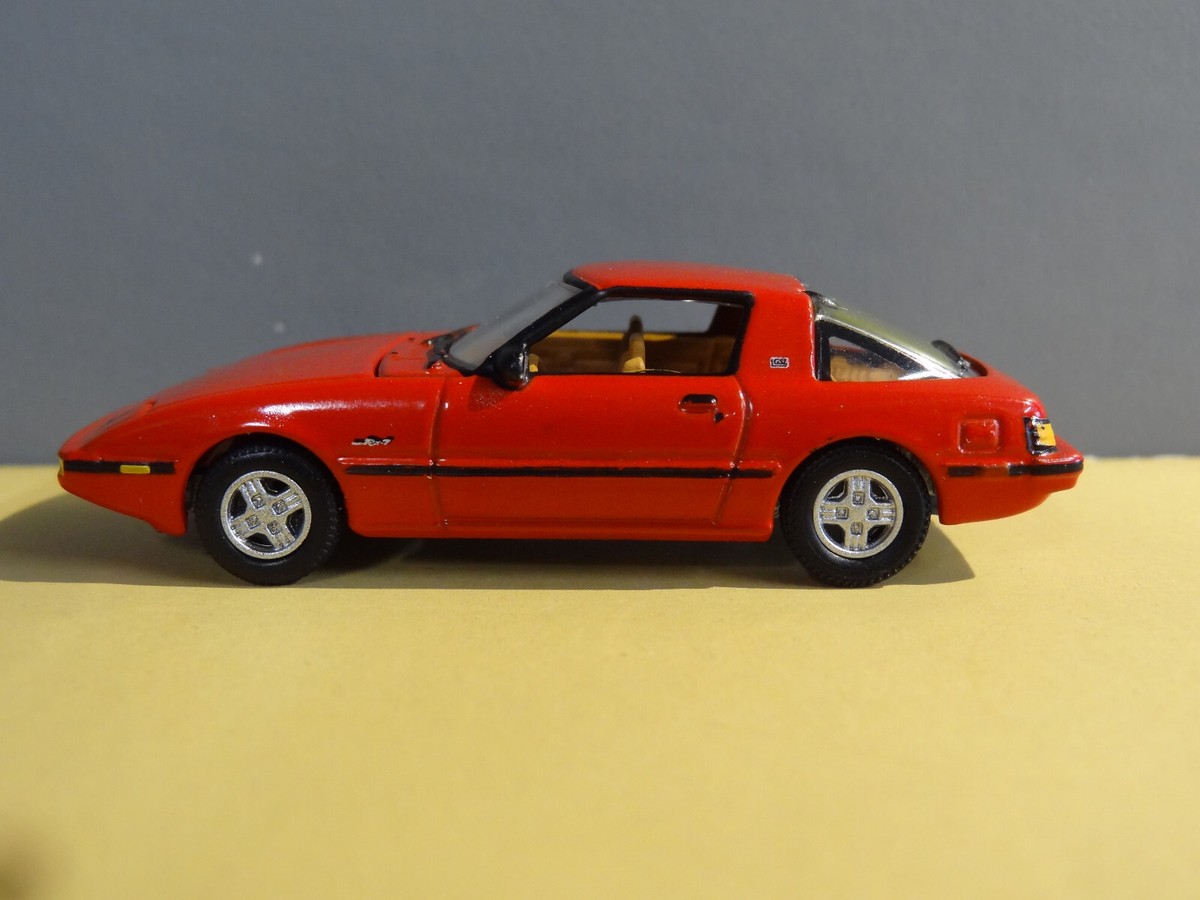 1ST GEN 1978-85 MAZDA SAVANNA RX-7 SPORTS COUPE 1/64 DIECAST
