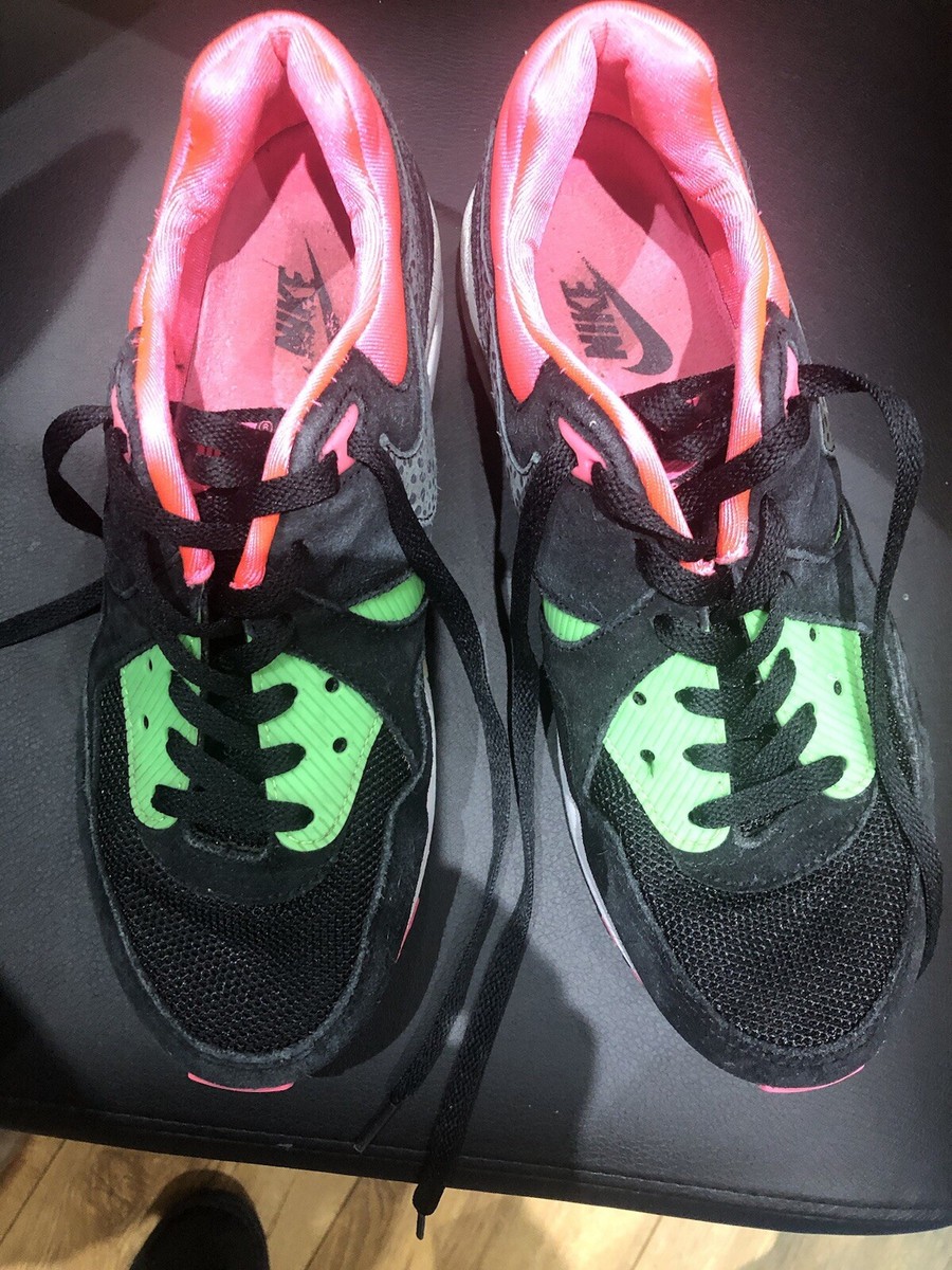 nike air max black pink green