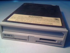 SyQuest 88 MB C 200MB Drive SCSI SQ5110C 61105-103 vintage