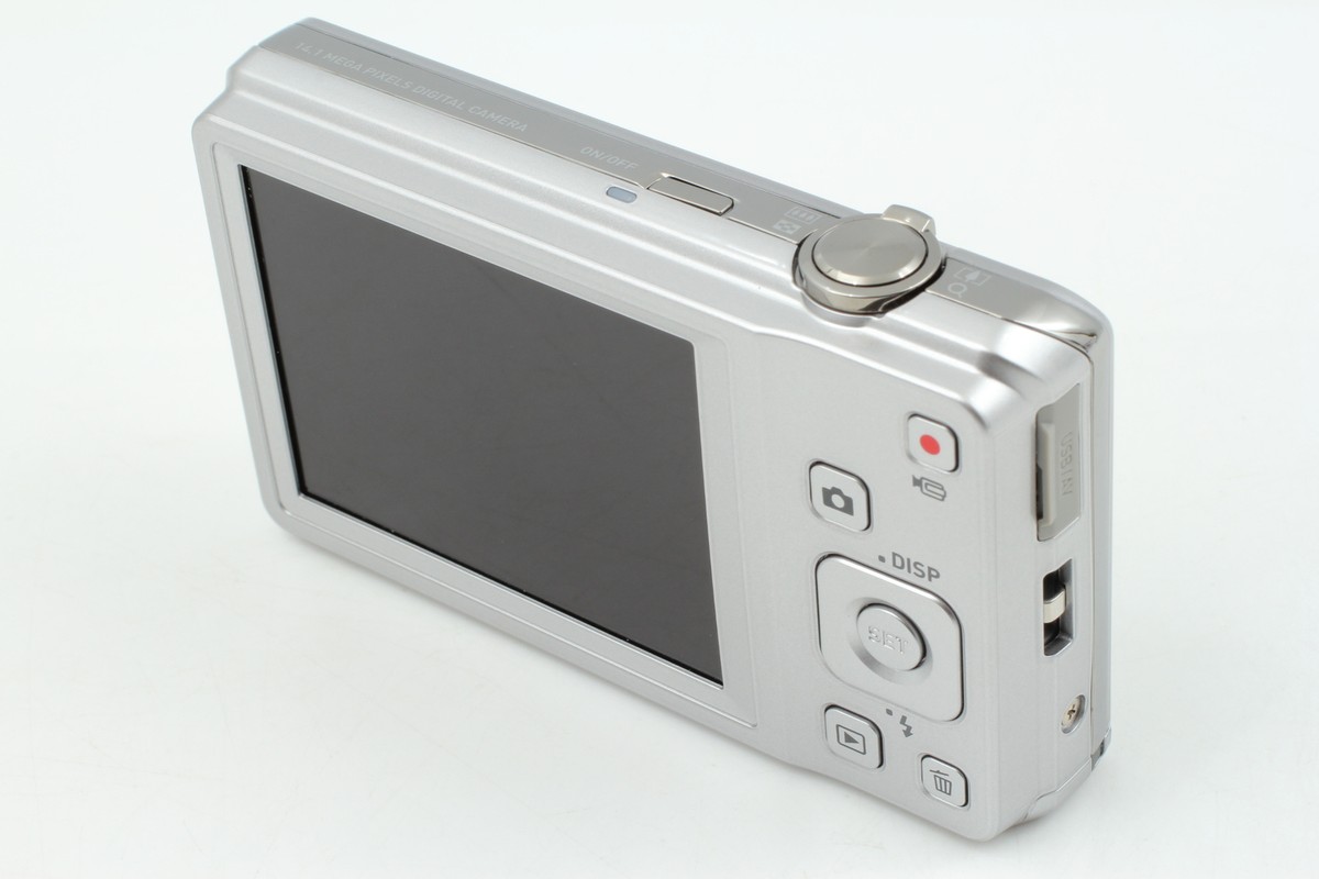 CASIO - 超美品 EX-ZS5 シルバー  M111 Casio Exilim EX-ZS5 Silver 14.1MP Compact Digital camera