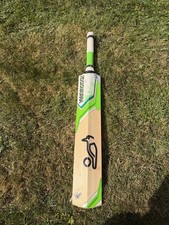 Kookaburra Kahuna Players Harrow bat