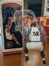 Hallmark Keepsake Christmas Ornament NBA Basketball Shaquille O’Neal Shaq 1995
