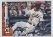 2020 Topps Wal-Mart Orange Border /99 Victor Reyes #481 sh7