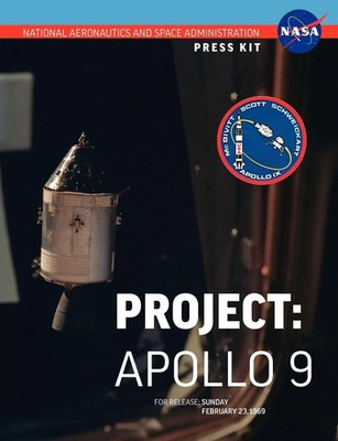 Apollo 9 The Official NASA Press Kit Nasa Taschenbuch Kartoniert / Broschiert
