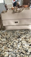 DKNY Beige Shoulder Bag Gold Chain Strap Magnetic Closure Inner Pockets Classic