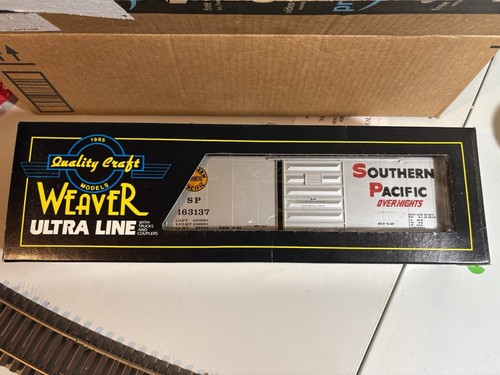 Coche de carga Weaver O Ultra Line Southern Pacific Overnights #163137 plateado P&D Run | Zustand: New
