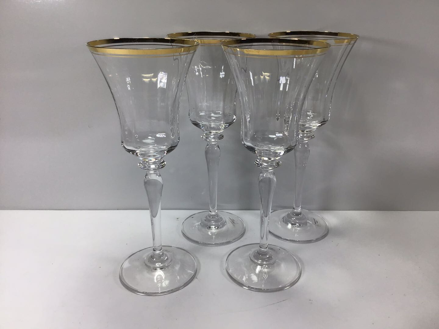 V23 Water Goblet Jamestown Clear (Gold Trim) By MIKASA - Set of 4 Water Goblet-image