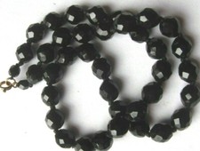 Vintage knotted Jet faceted bead necklace 18.5 inches 