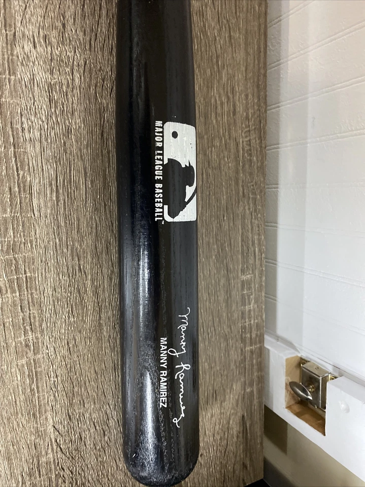 Manny Ramirez Louisville 325 Slugger Series Black Youth Wood Baseball Bat ~31” - Image 3 of 4