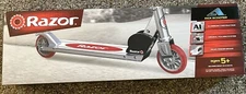 FREE SAMEDAY SHIPPING !!Razor Kick Kids Scooter Red