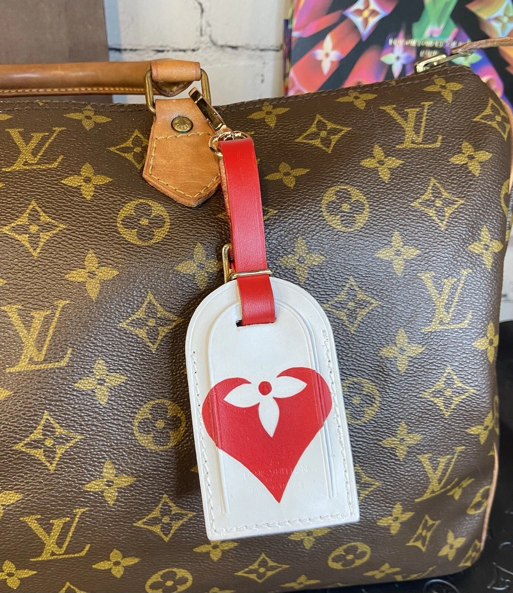 Louis Vuitton Custom Painting by Pinky Lizares  Painted handbag, Fancy bags,  Handpainted bags