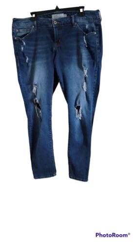 Torrid Distress Ripped Jeans, Boyfriend, size 14R… - image 1