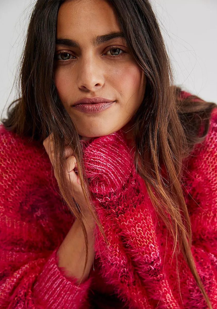 Free people top pink sweater